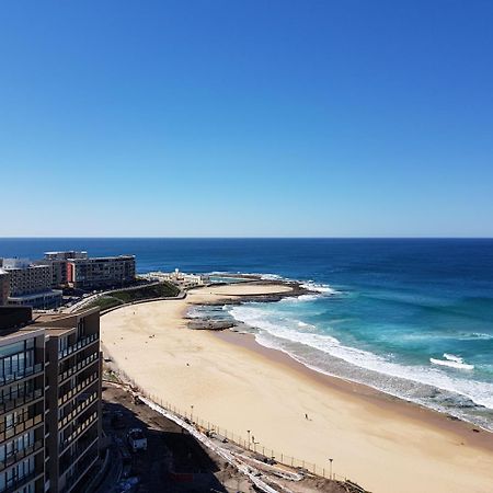 Beau Monde Apartments Newcastle - Horizon Newcastle Beach Exterior foto