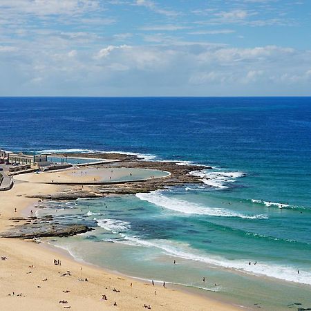 Beau Monde Apartments Newcastle - Horizon Newcastle Beach Exterior foto