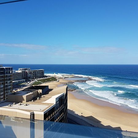 Beau Monde Apartments Newcastle - Horizon Newcastle Beach Exterior foto